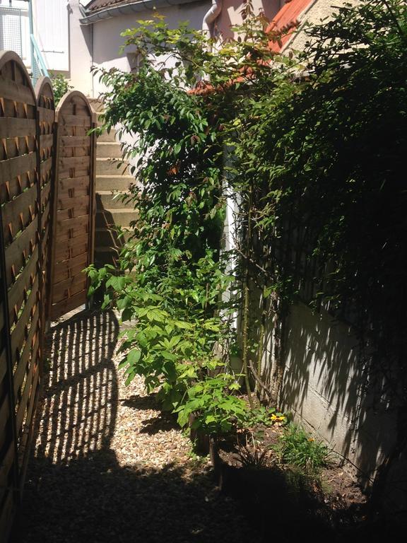Ferienwohnung Kasaloc Maintenon Exterior foto